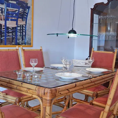 Burriana Apartment